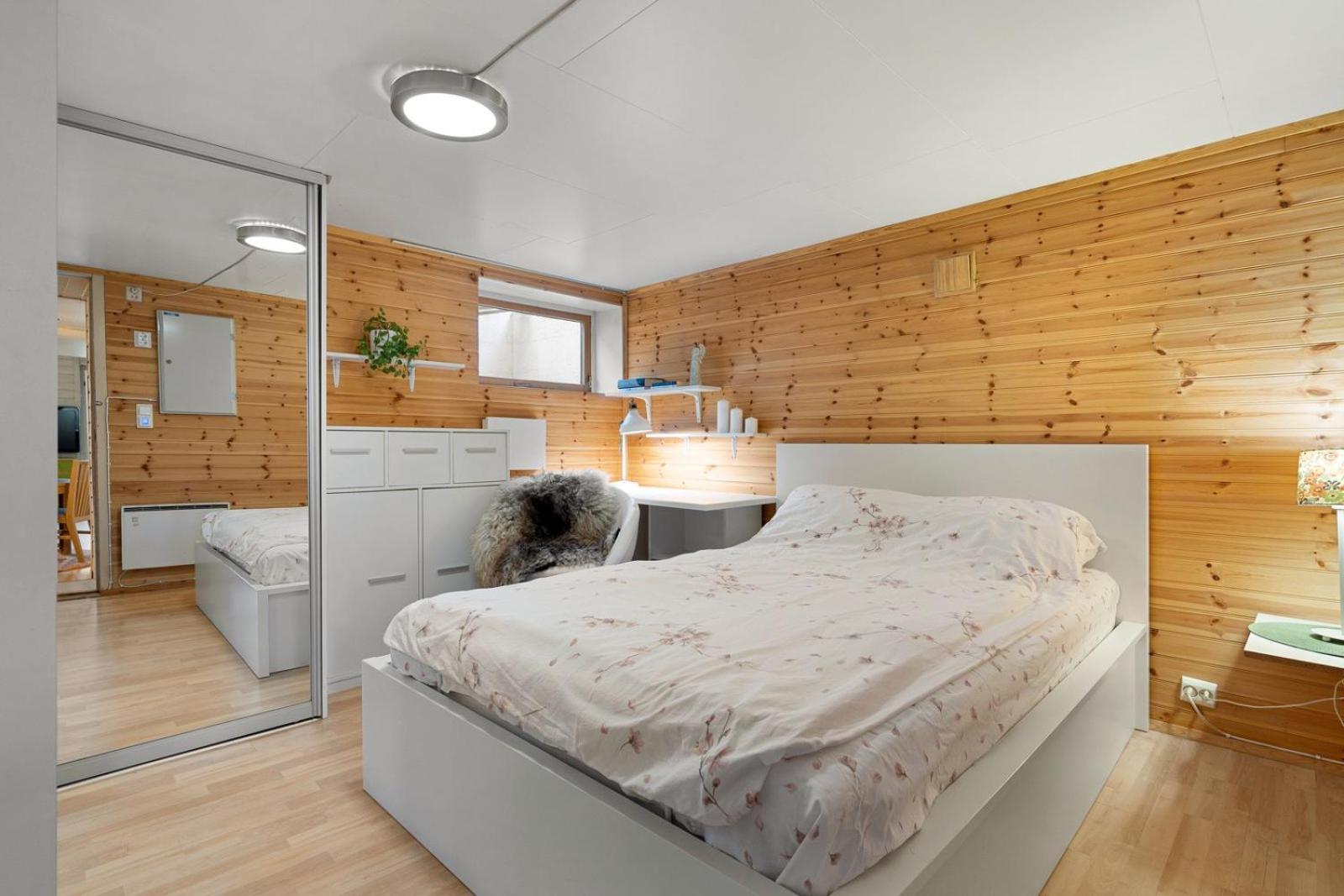 Room In Cozy Apartment 7 Min Walk From The City Center Тромсьо Екстериор снимка